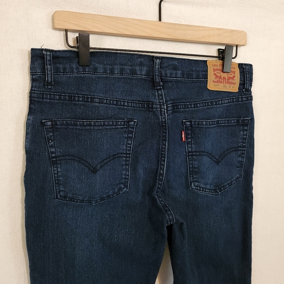 Levi's 511 Slim Fit Dark Wash Jeans, size 30x30, 20R - Picture 4 of 6